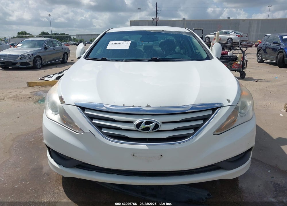 2014 HYUNDAI SONATA VIN: 5NPEB4AC9EH892470