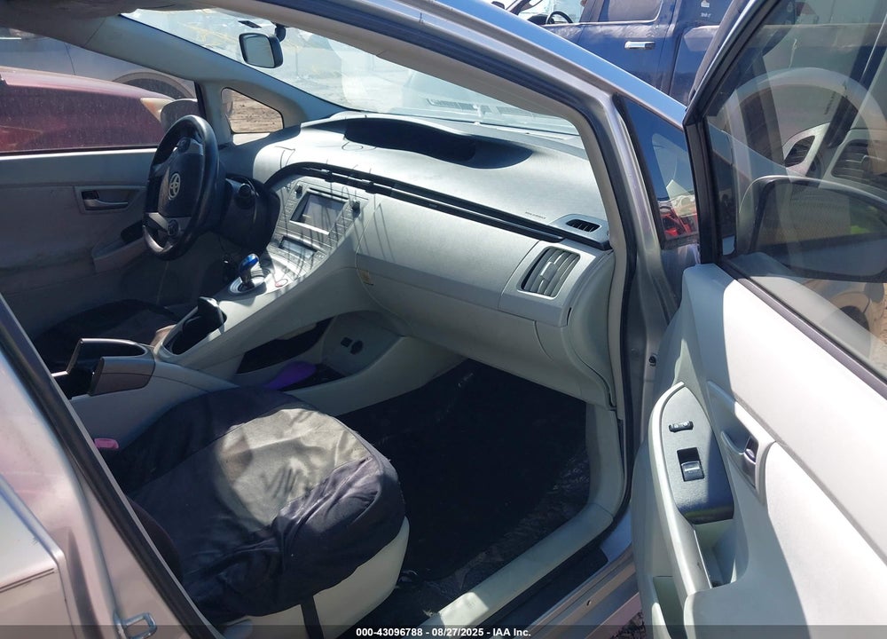 2012 TOYOTA PRIUS VIN: JTDKN3DU2C5447039