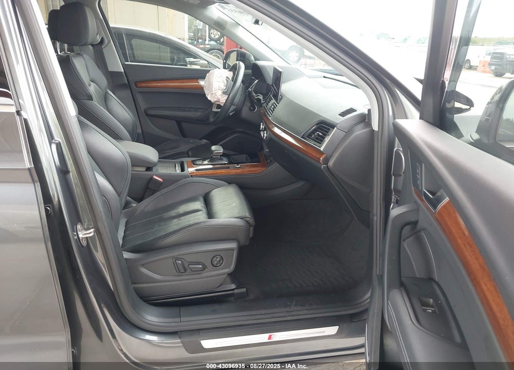 2023 AUDI Q5 VIN: WA1FAAFY8P2171601