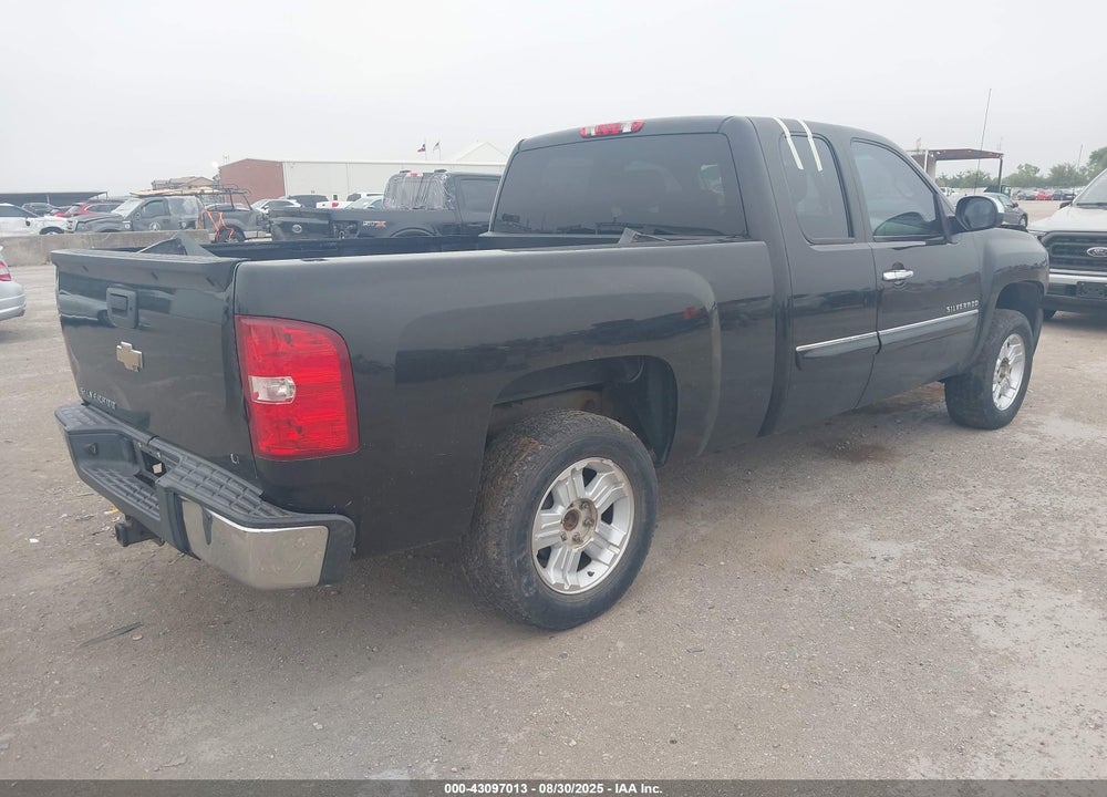 2010 CHEVROLET SILVERADO 1500 VIN: 1GCSCSE09AZ102558