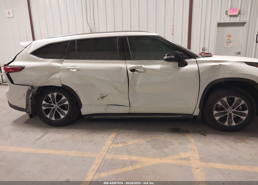 2020 TOYOTA HIGHLANDER VIN: 5TDGZRAH0LS502408