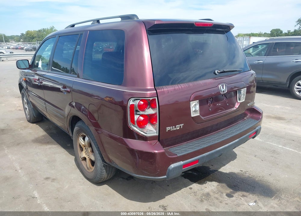 2007 HONDA PILOT VIN: 2HKYF18457H527169