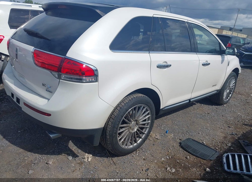 2013 LINCOLN MKX VIN: 2LMDJ8JK8DBL02248