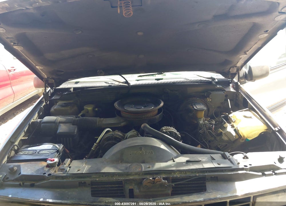 1993 CHEVROLET SUBURBAN C1500 VIN: 1GNEC16K6PJ375804