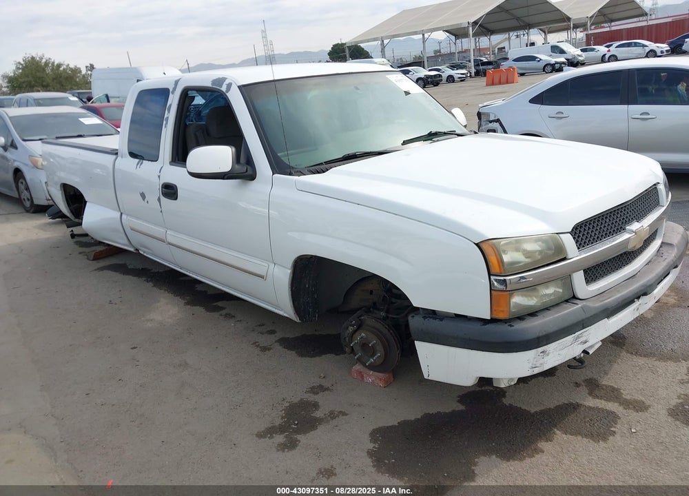2003 CHEVROLET SILVERADO 1500 LS VIN: 2GCEC19V431105943