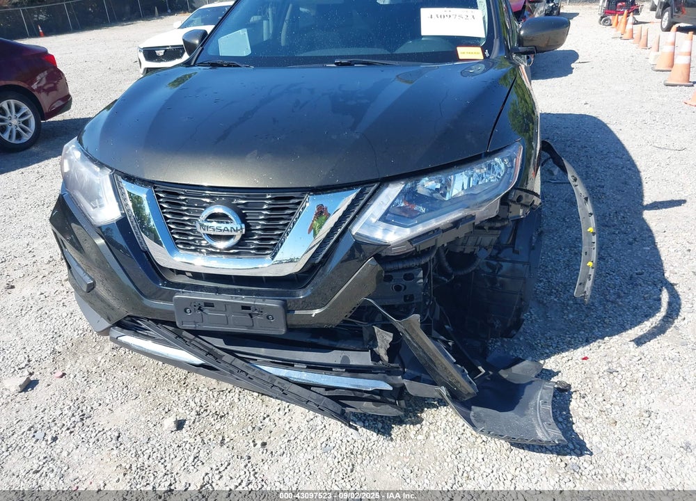 2017 NISSAN ROGUE VIN: KNMAT2MV8HP500665