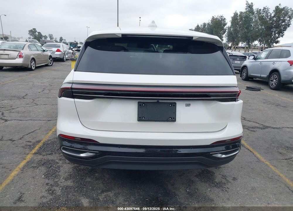 2024 LINCOLN NAUTILUS VIN: 5LMPJ8JA6RJ876637
