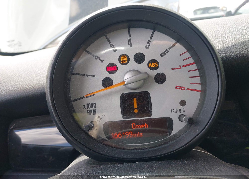 2012 MINI COOPER VIN: WMWSU3C54CT368767