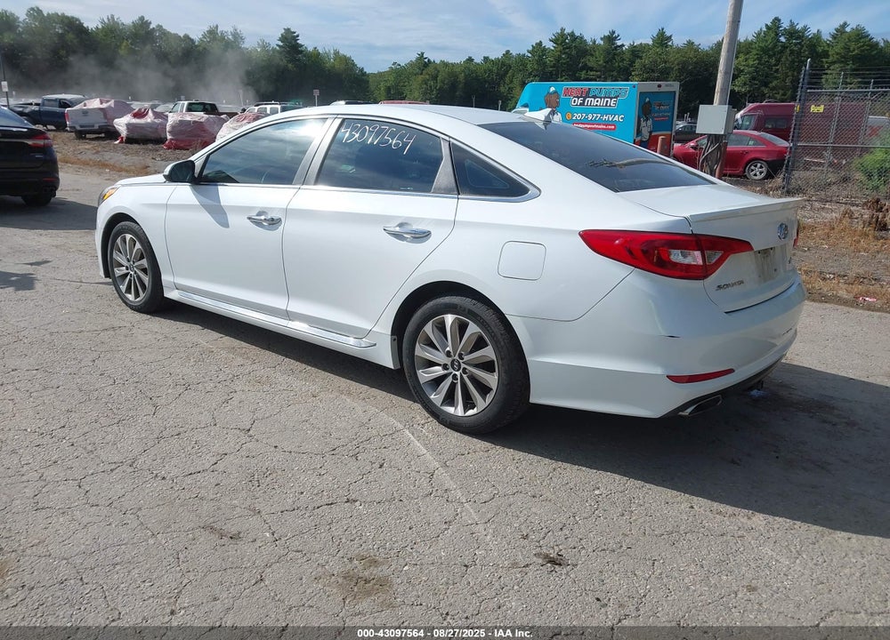 2015 HYUNDAI SONATA VIN: 5NPE34AF3FH256488