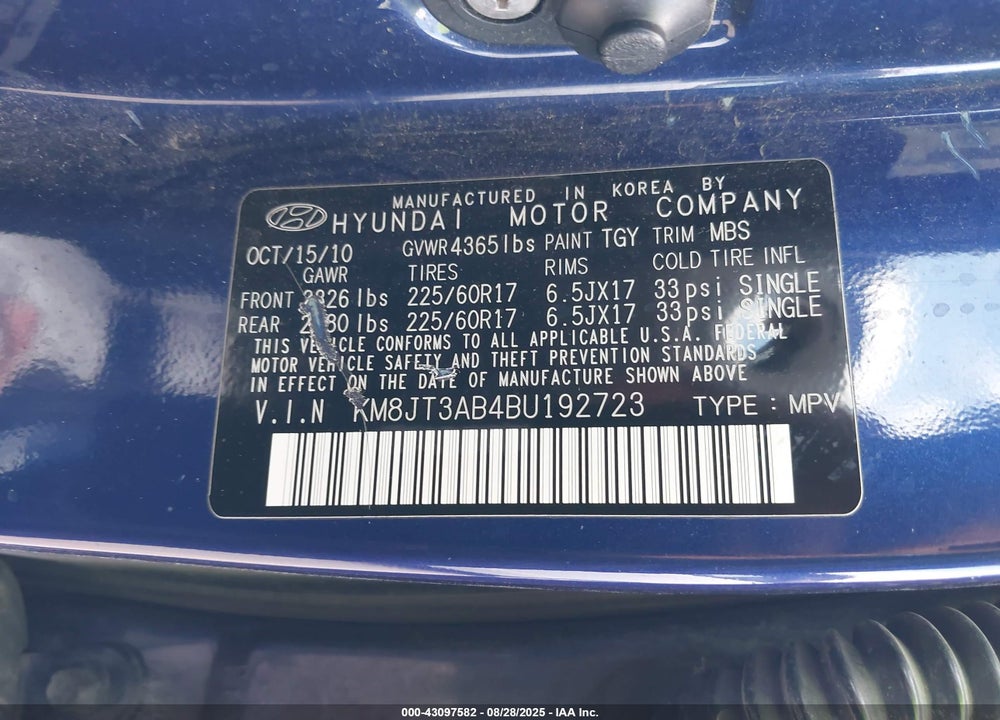 2011 HYUNDAI TUCSON GL VIN: KM8JT3AB4BU192723