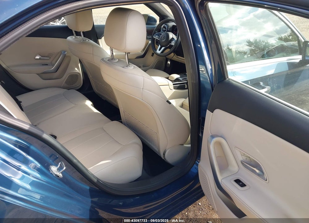 2020 MERCEDES-BENZ A-CLASS VIN: W1K3G4EB1LW045739