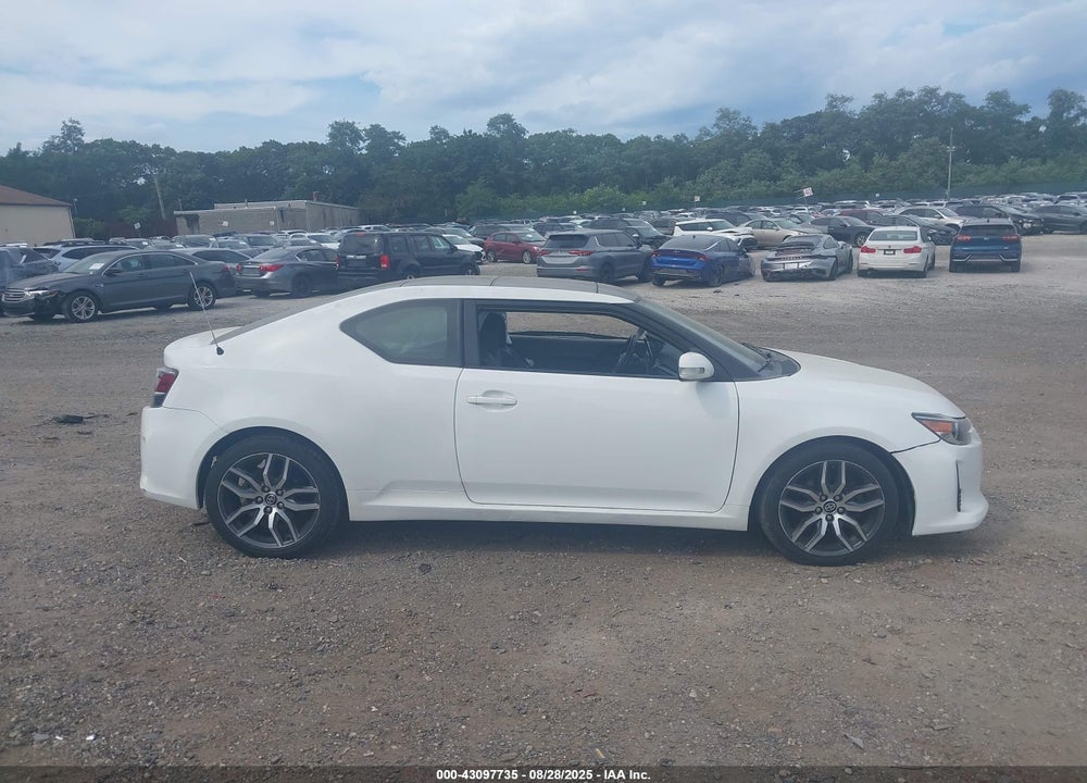 2014 SCION TC VIN: JTKJF5C72E3084524
