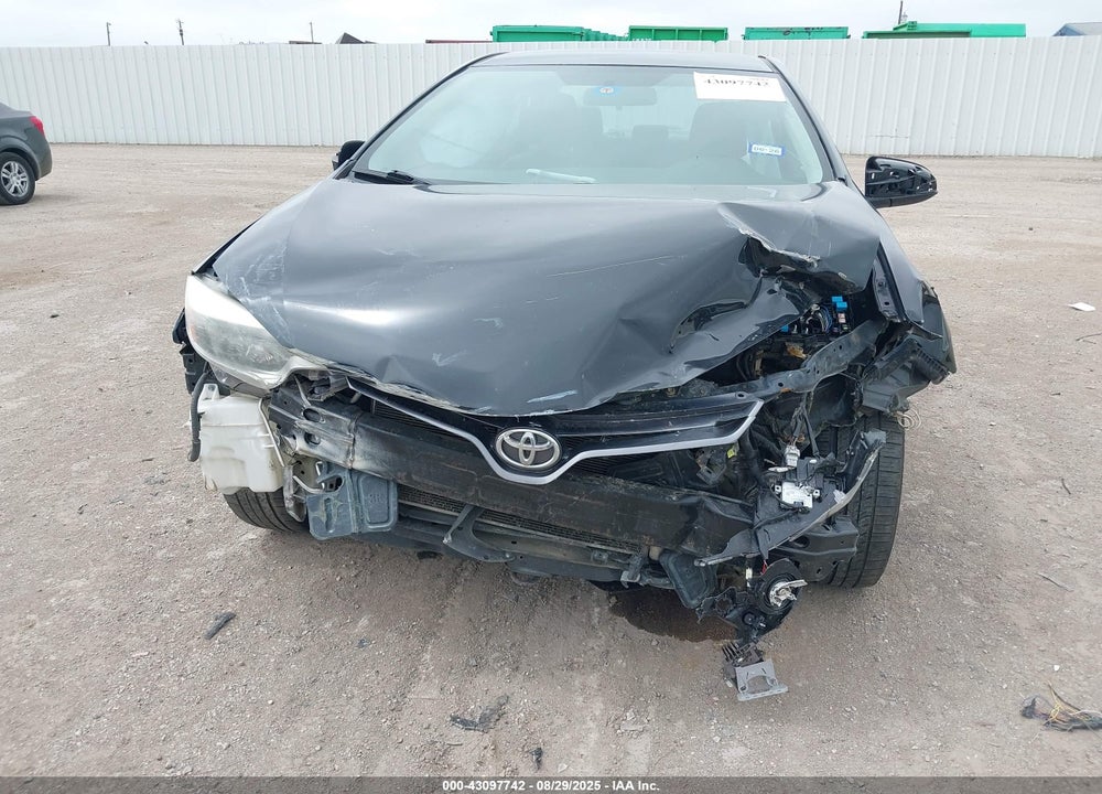 2015 TOYOTA COROLLA VIN: 5YFBURHE2FP330707