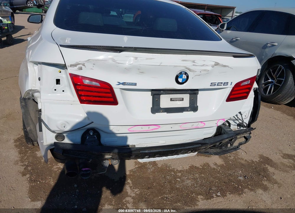 2015 BMW 5 SERIES VIN: WBA5A7C51FD628280
