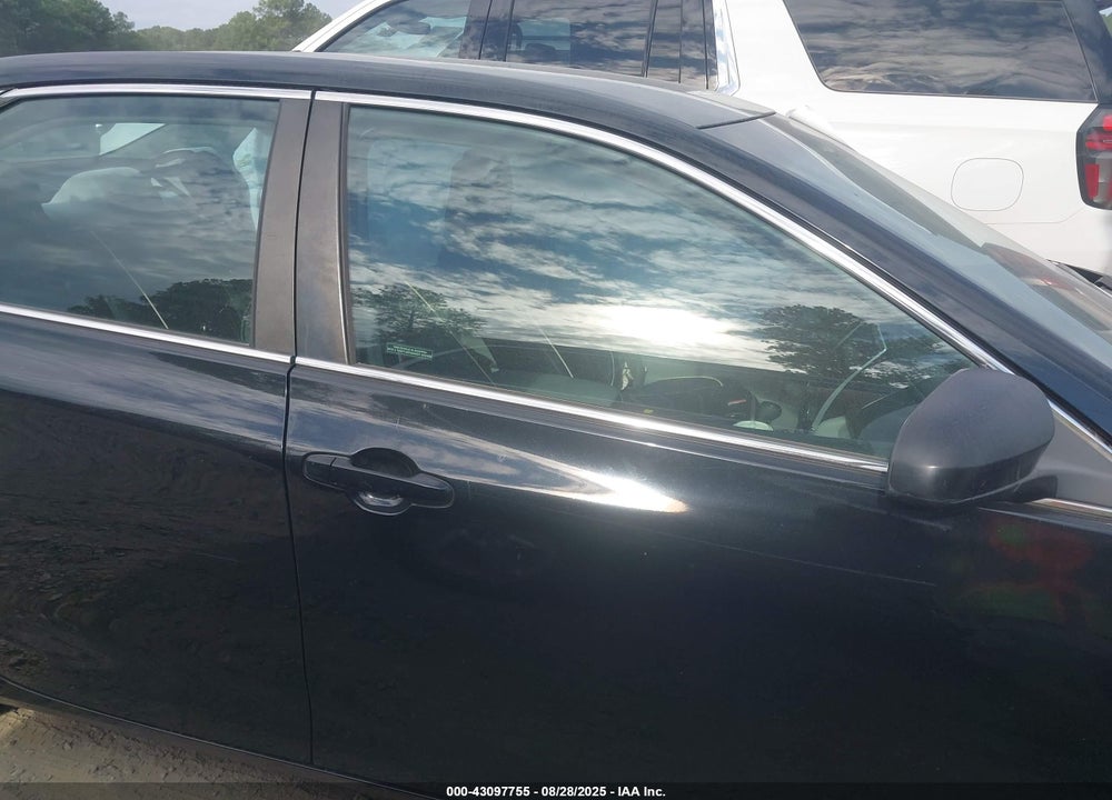 2015 TOYOTA CAMRY VIN: 4T4BF1FK3FR512229