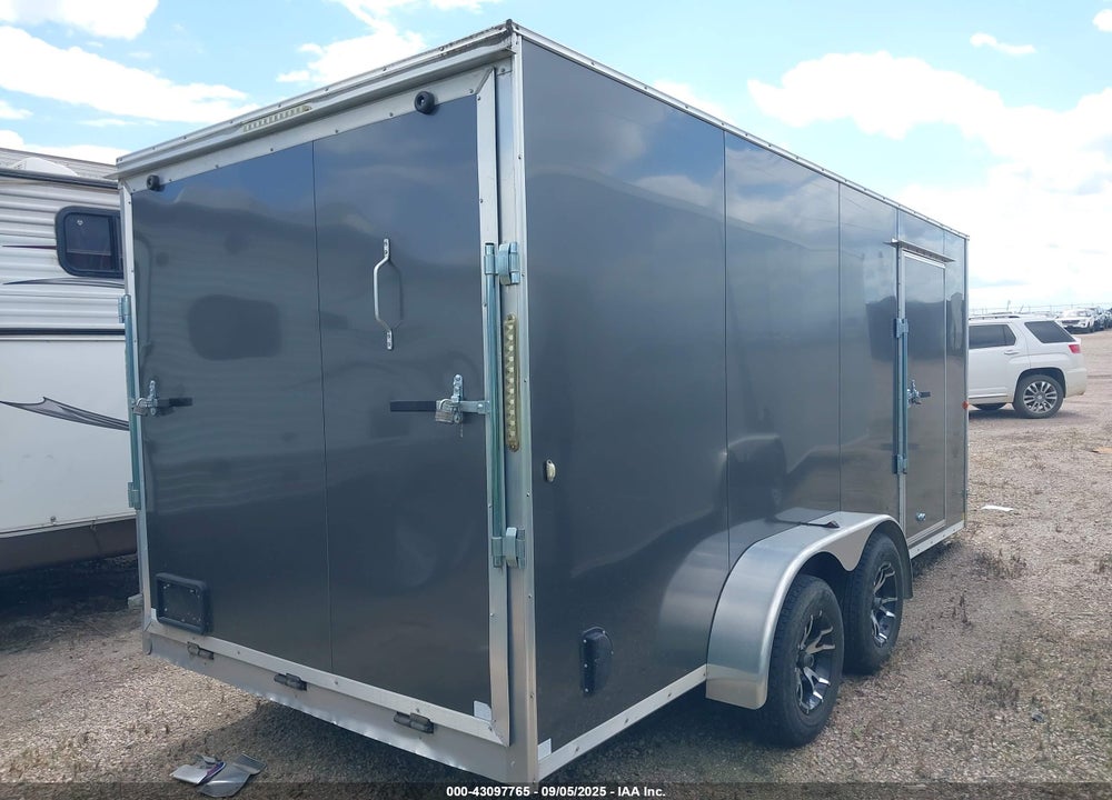2019 R AND M ENCLOSED TRAILER VIN: 55ZR1EB27L1004103