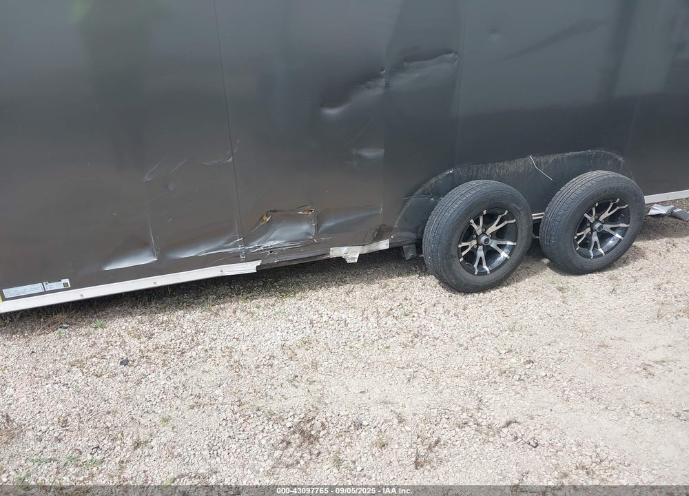 2019 R AND M ENCLOSED TRAILER VIN: 55ZR1EB27L1004103