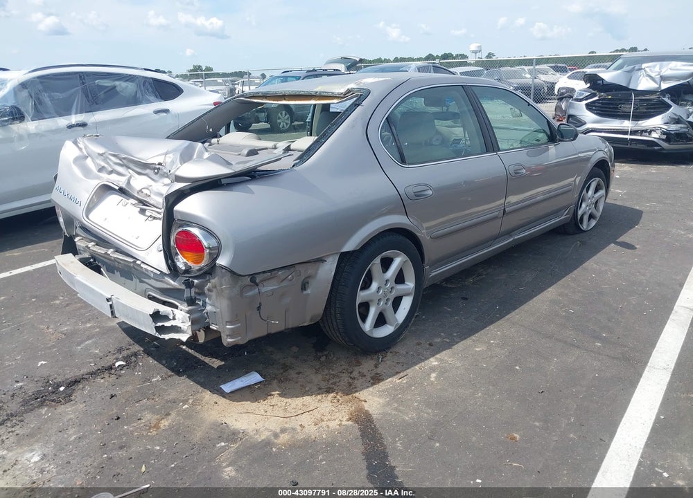 2002 NISSAN MAXIMA SE VIN: JN1DA31A82T000288
