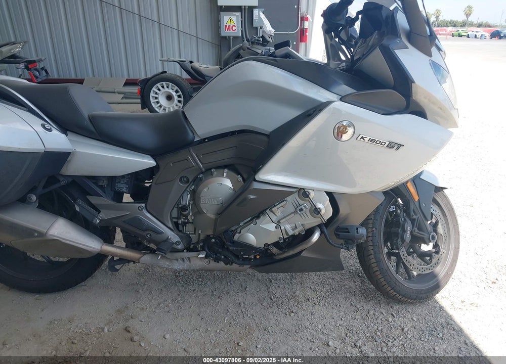 2012 BMW K1600 VIN: WB1061106CZX80277