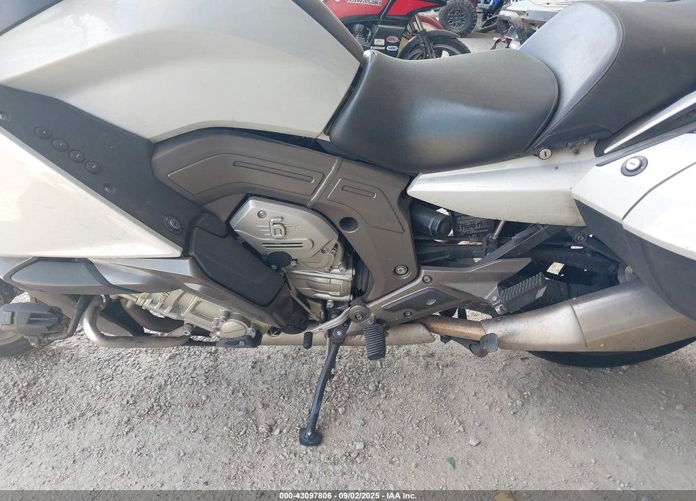 2012 BMW K1600 VIN: WB1061106CZX80277