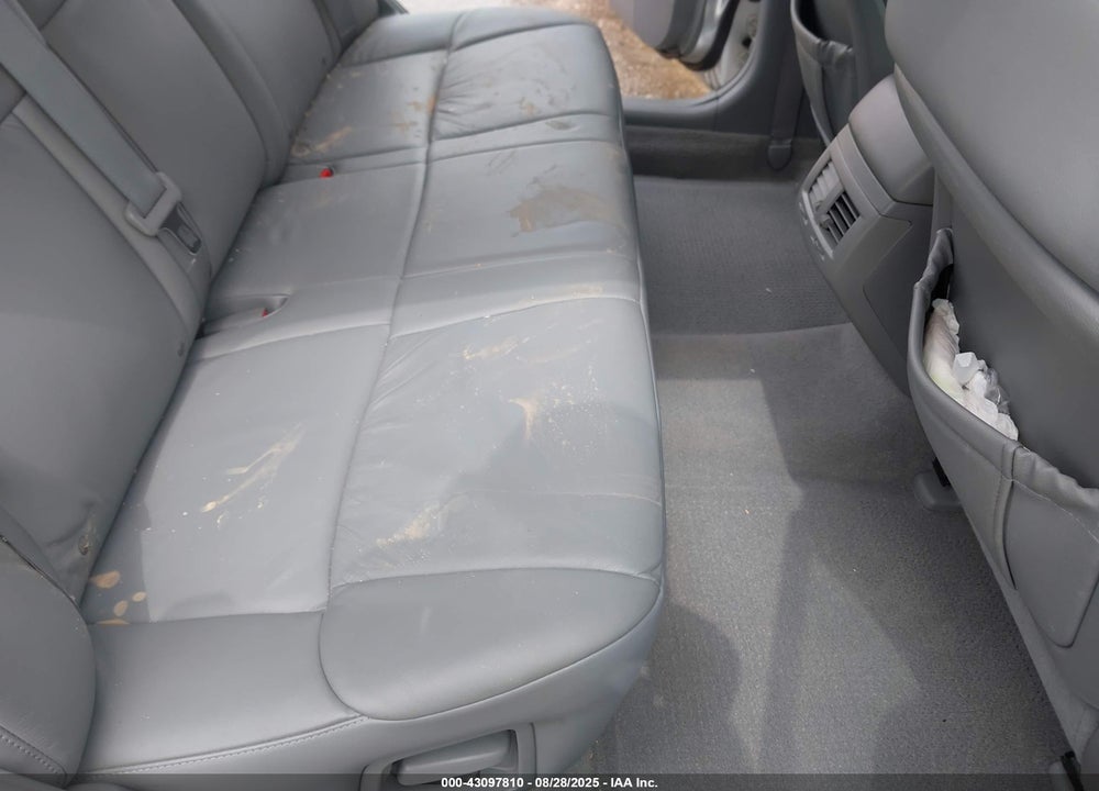 2005 TOYOTA AVALON XLS VIN: 4T1BK36B05U029703