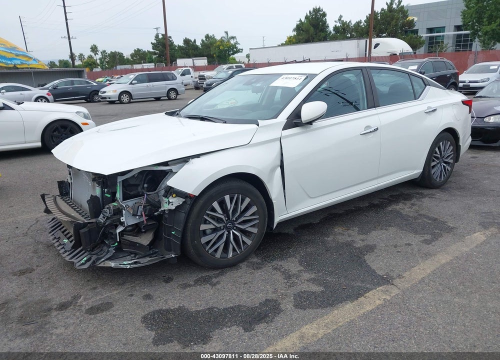 2023 NISSAN ALTIMA SV FWD VIN: 1N4BL4DV9PN411462