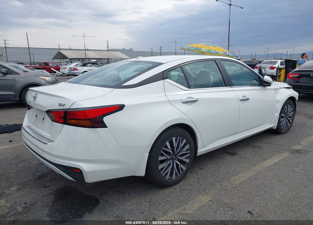 2023 NISSAN ALTIMA SV FWD VIN: 1N4BL4DV9PN411462