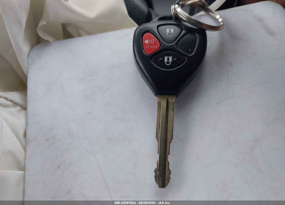 2008 TOYOTA RAV4 VIN: JTMZD33V586075032