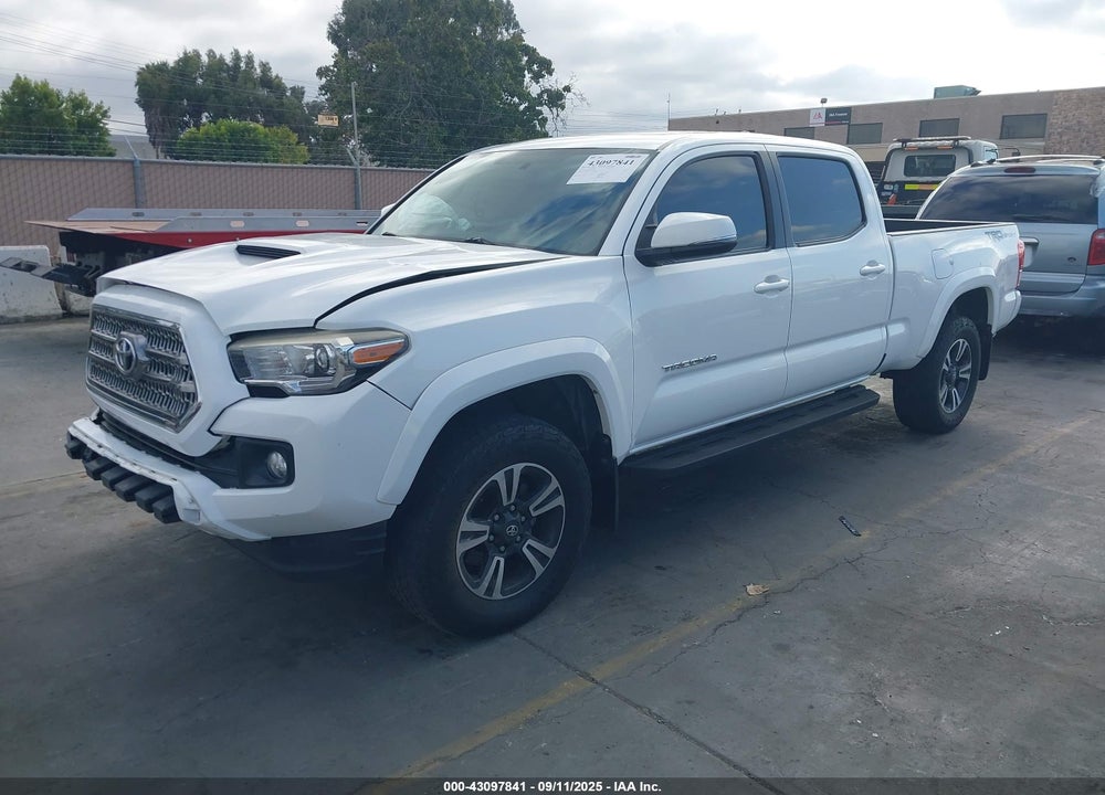 2017 TOYOTA TACOMA DOUBLE CAB/SR5/TRD SPORT VIN: 3TMBZ5DN4HM005941