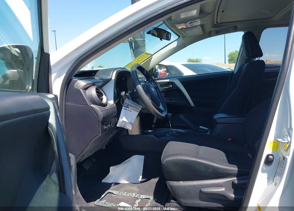 2015 TOYOTA RAV4 XLE VIN: 2T3WFREV5FW171090