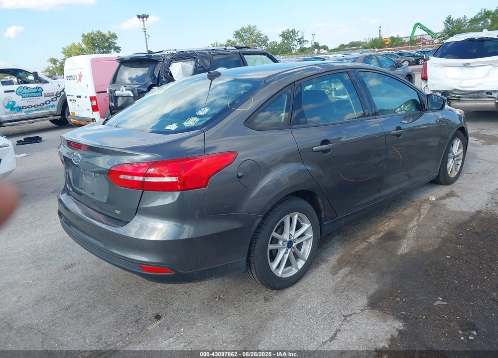 2017 FORD FOCUS SE VIN: 1FADP3F28HL300182