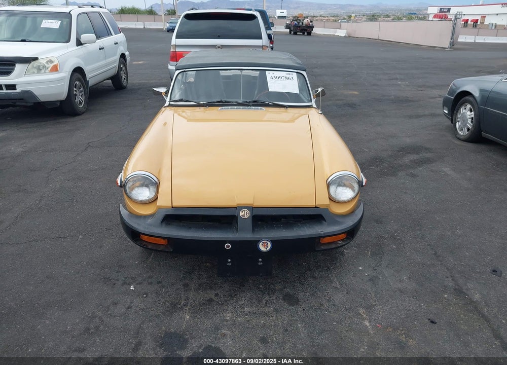 1977 MGB --- VIN: GHN5UH437958G