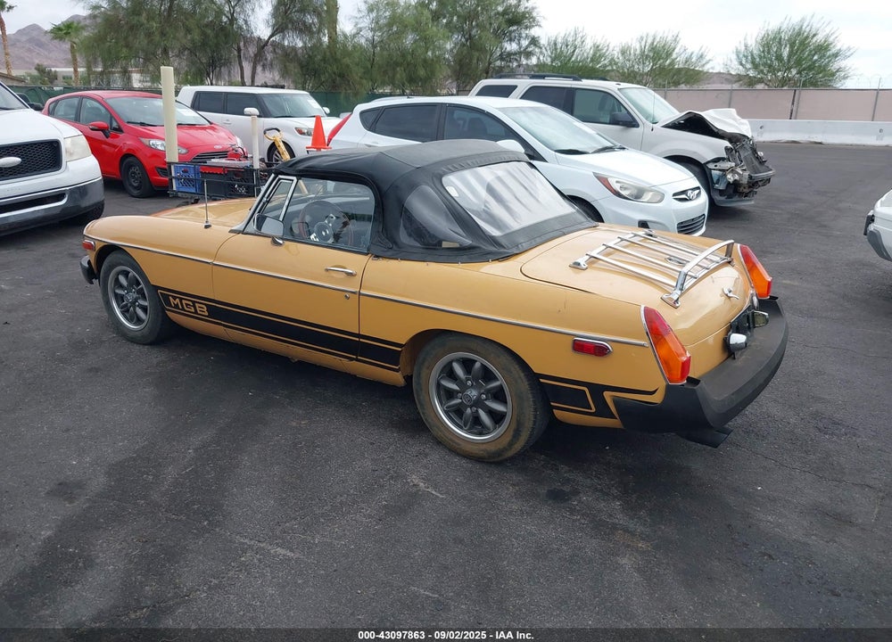 1977 MGB --- VIN: GHN5UH437958G