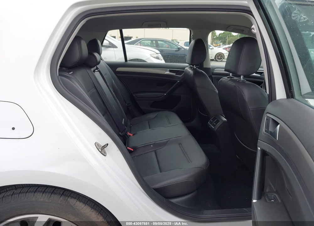 2015 VOLKSWAGEN GOLF VIN: 3VW217AU9FM033629
