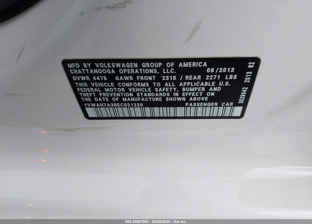 2014 VOLKSWAGEN PASSAT VIN: 1VWAH7A35EC021220