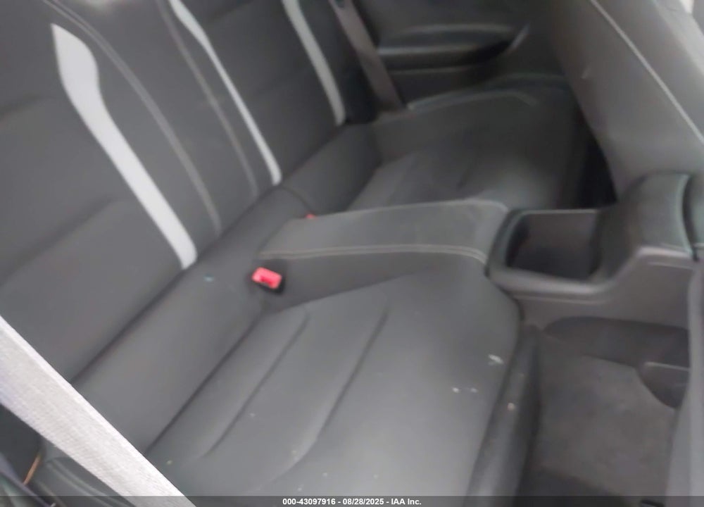 2016 CHEVROLET CAMARO VIN: 1G1FB1RSXG0142583