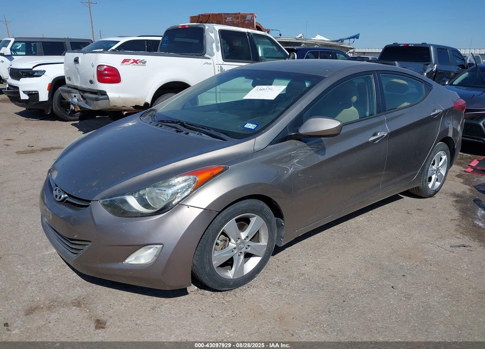 2013 HYUNDAI ELANTRA VIN: 5NPDH4AE0DH283911