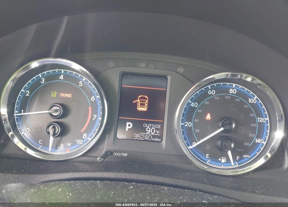 2017 TOYOTA COROLLA VIN: 2T1BURHE0HC910881