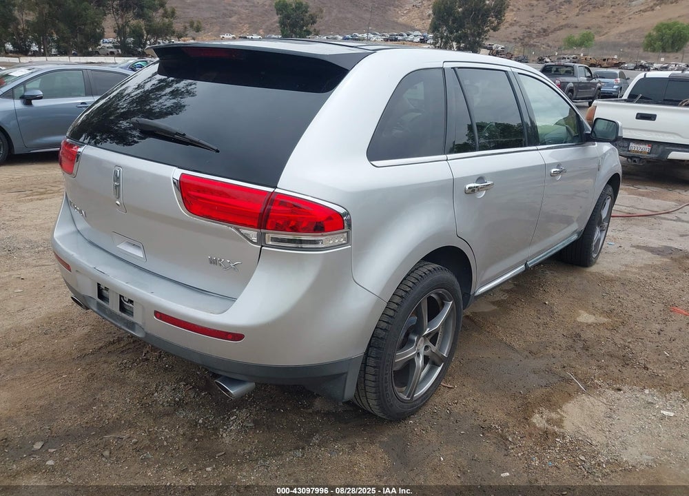 2011 LINCOLN MKX VIN: 2LMDJ6JK1BBJ01065