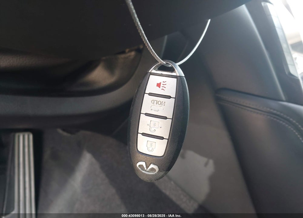 2014 INFINITI Q50 VIN: JN1BV7AR5EM706948