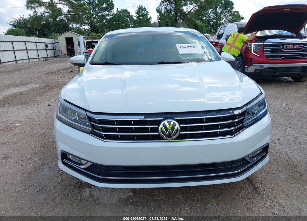 2016 VOLKSWAGEN PASSAT VIN: 1VWBS7A36GC049178