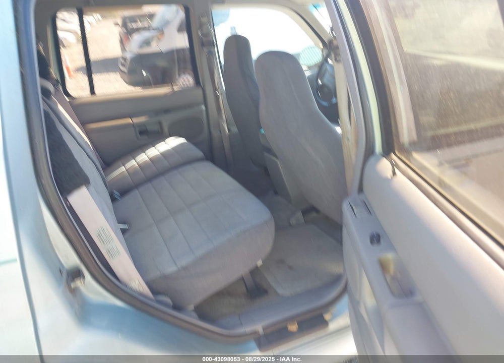 1996 FORD EXPLORER VIN: 1FMDU34X7TZA33037