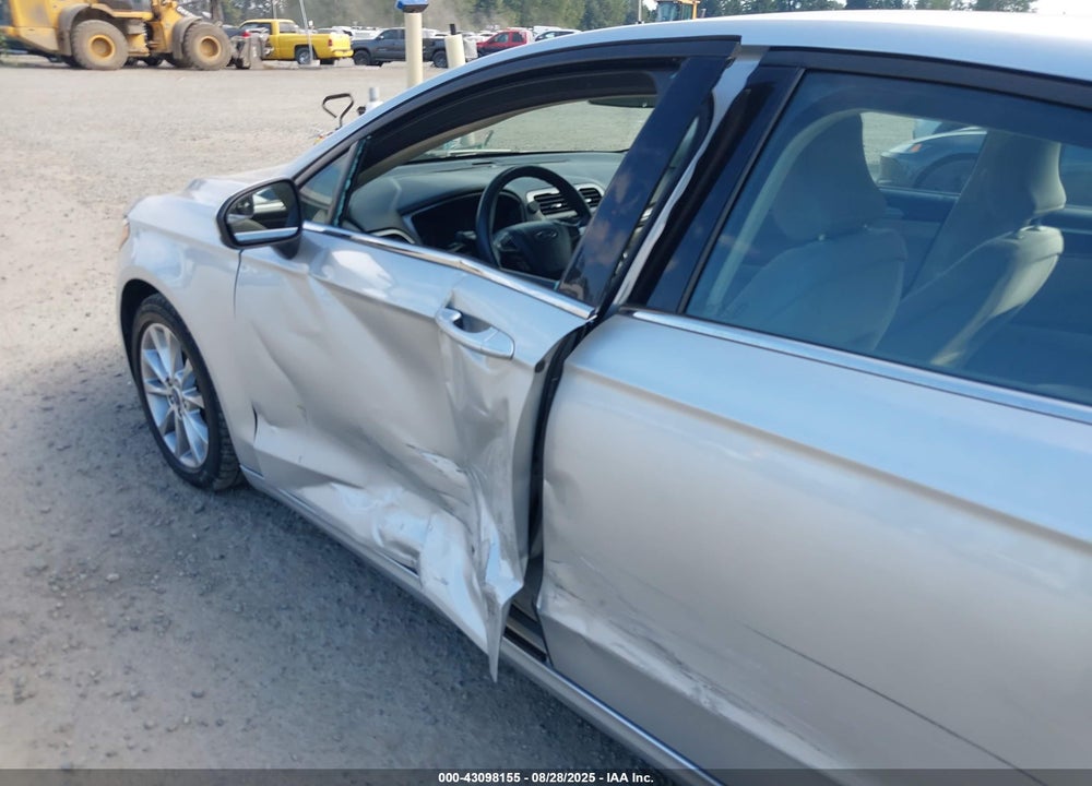2017 FORD FUSION VIN: 3FA6P0H75HR185784