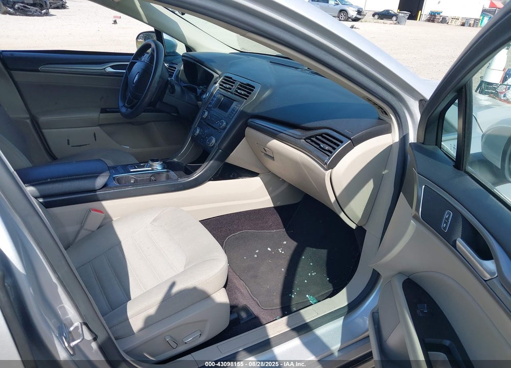 2017 FORD FUSION VIN: 3FA6P0H75HR185784