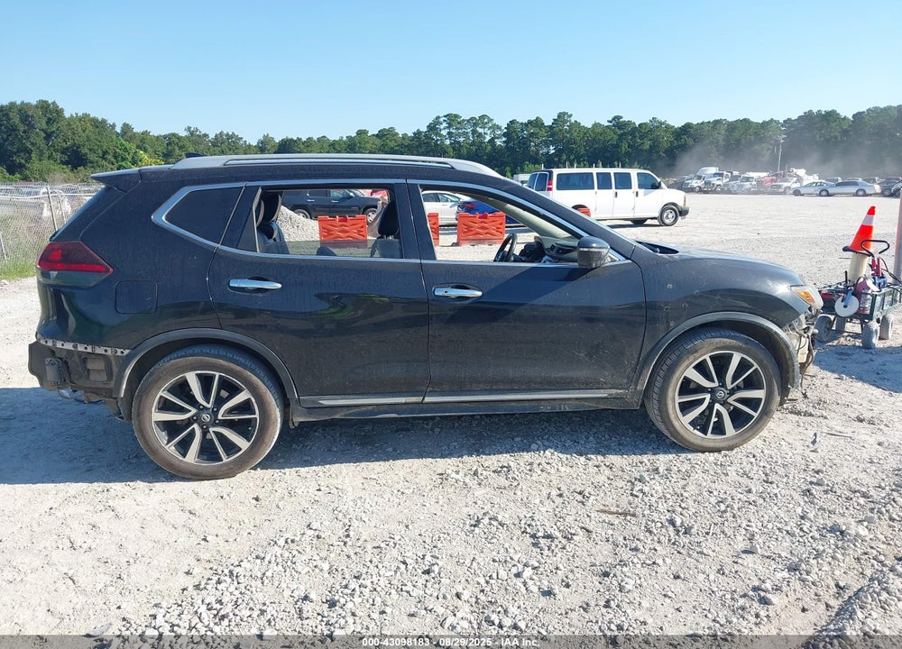 2019 NISSAN ROGUE SL VIN: 5N1AT2MT4KC777113