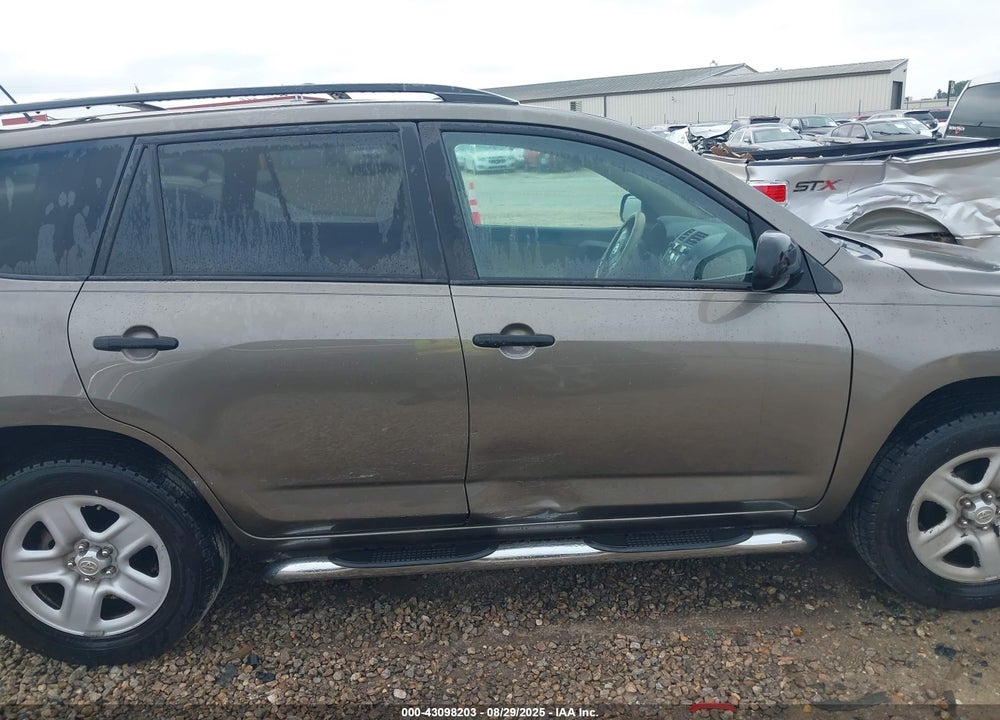 2011 TOYOTA RAV4 VIN: 2T3ZF4DV0BW081678