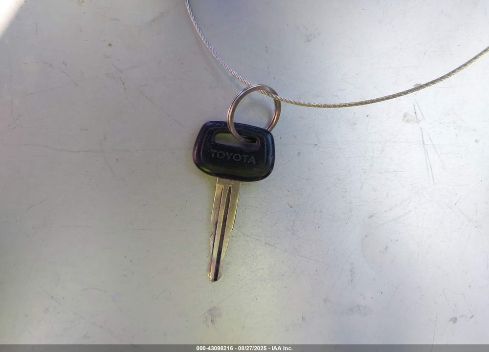 2001 TOYOTA ECHO VIN: JTDBT123X10176701
