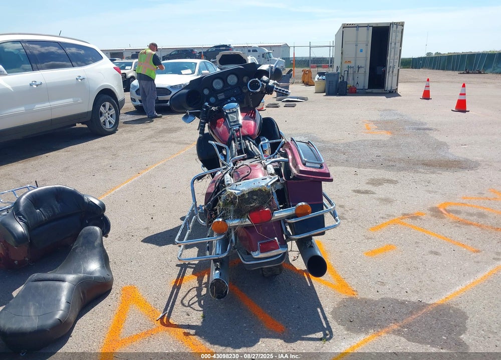2002 HARLEY-DAVIDSON FLHTCUI VIN: 1HD1FCW132Y627203