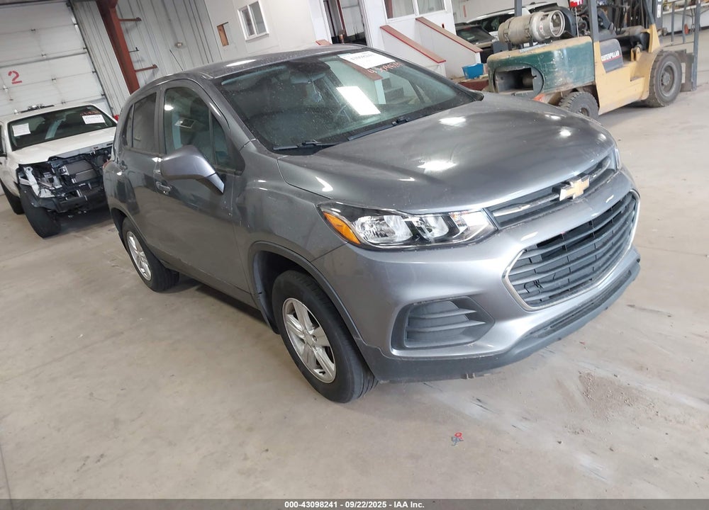 2020 CHEVROLET TRAX FWD LS VIN: 3GNCJKSB0LL196539