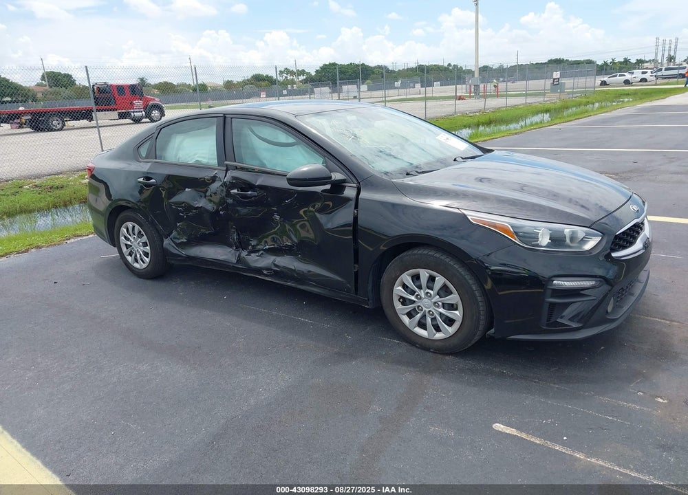 2021 KIA FORTE FE VIN: 3KPF24AD6ME377216